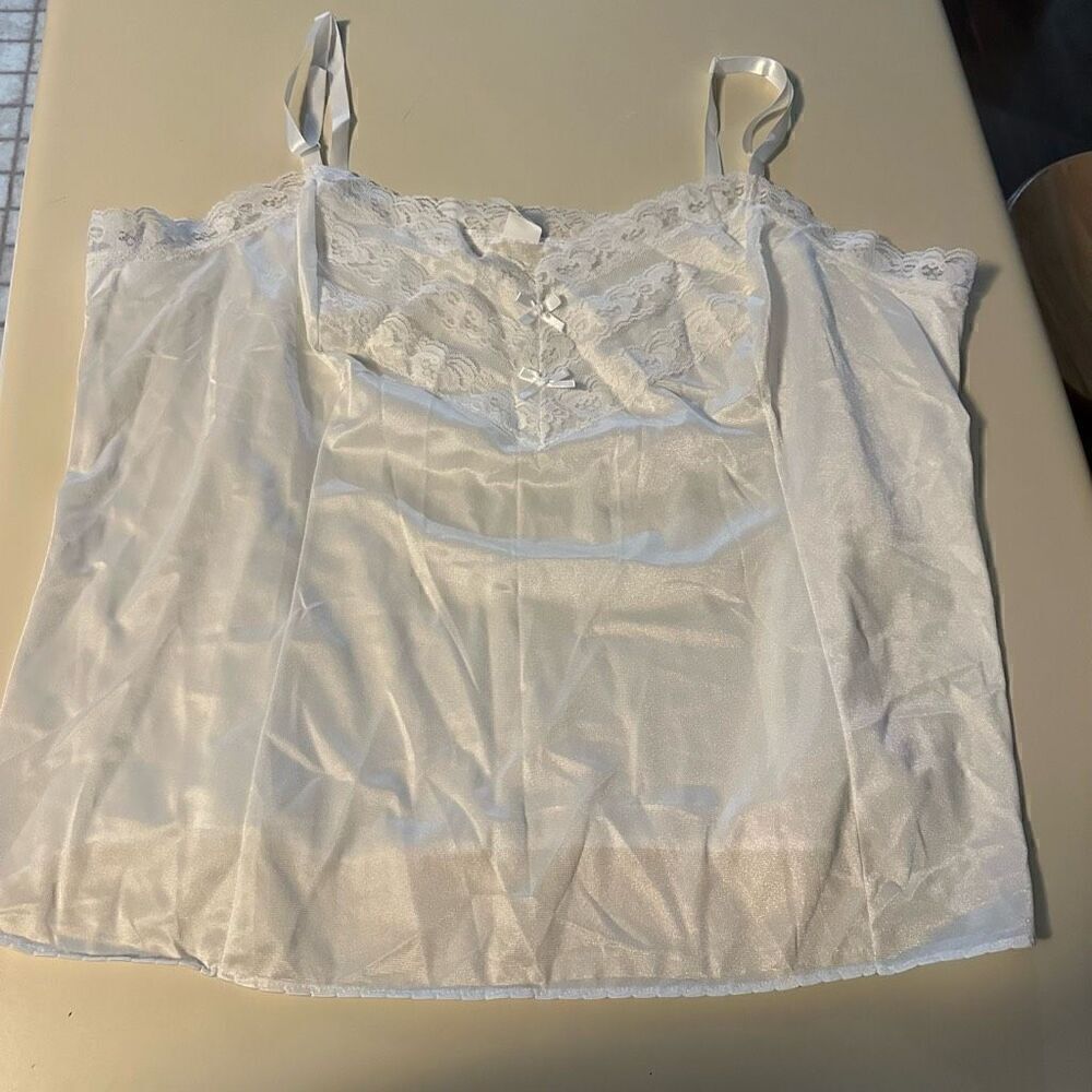 Vintage Women’s Nylon White Cami Top Lace Accents Adjustable USA made Sz 2X